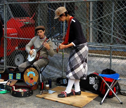 51708-ballard-market-7 Ballard Street Performer